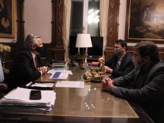 Alberto Fernández junto a Bernal y Basualdo