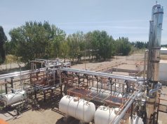 Reabre una refinería en el corazón de Vaca Muerta