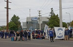 Trabajadores de Ecogas reclaman mejoras salariales