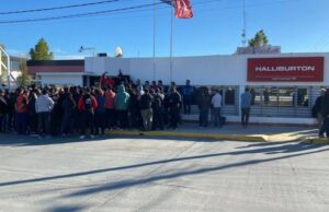 Ratifican los despidos de 300 petroleros en Chubut en Halliburton y ofrecen trasladarlos a Vaca Muerta