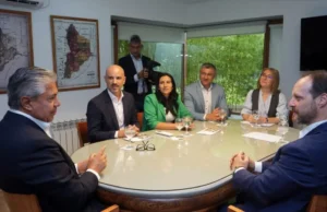 Neuquén y TotalEnergies refuerzan agenda social para Aguada San Roque
