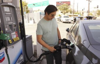 La inflación de EEUU se aceleró al 3,8% en abril por el encarecimiento de la energía