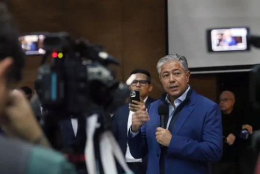 Neuquén envió a la Legislatura el acuerdo clave para el GNL: YPF invertirá US$ 175 millones